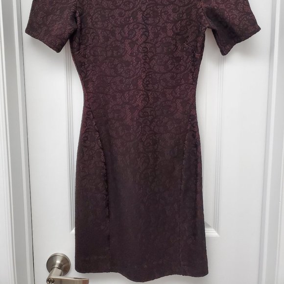 ARITZIA WILFRED - BODY CON LACE PRINT MINI DRESS - XS - Picture 3 of 4